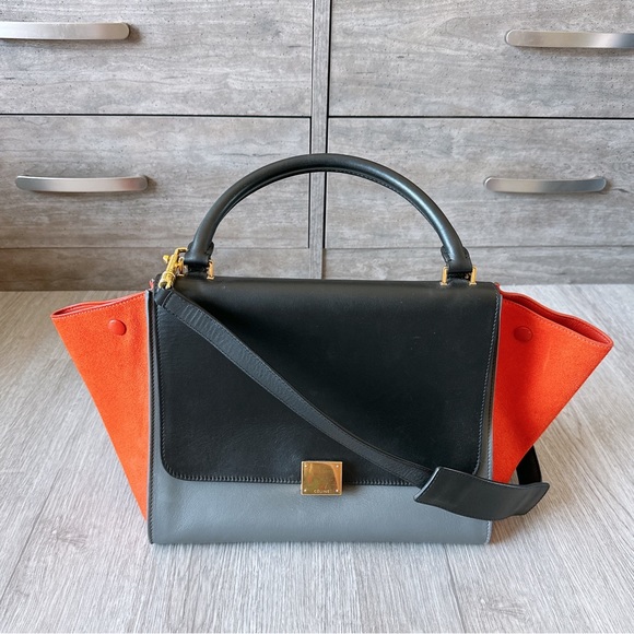 CELINE • TRAPEZE - Picture 2 of 15